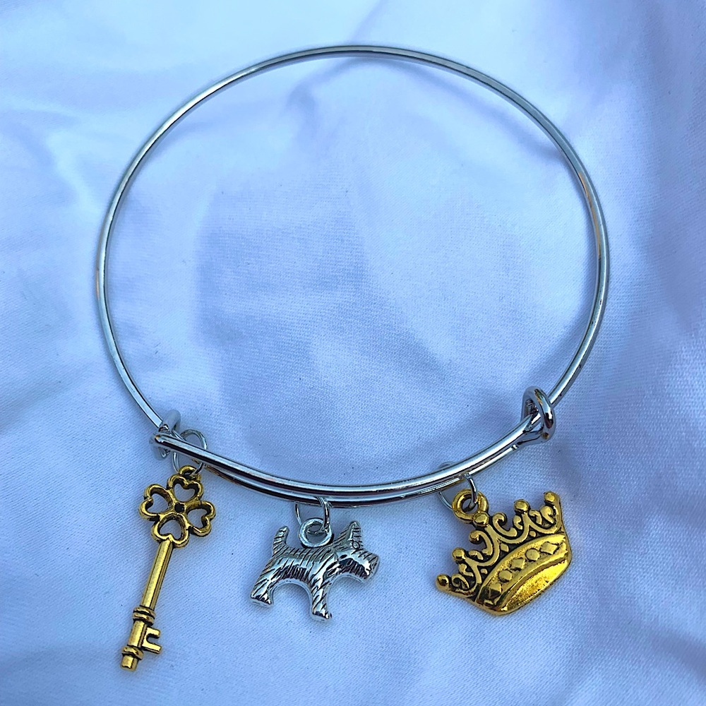 Brand New! Handmade! Adjustable Charm Bangle Bracelet! - Picture 1 of 5